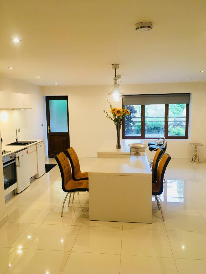 Woodford  Blossom Lane Apartment מראה חיצוני תמונה